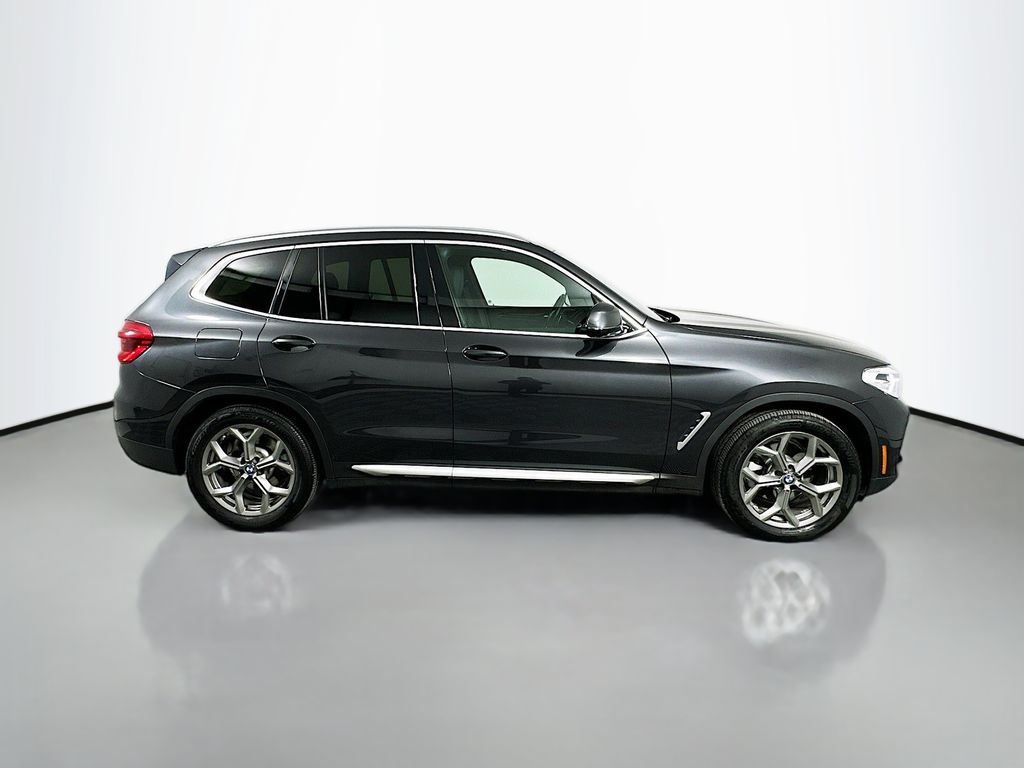Thumbnail: 2021 BMW X3 - 4