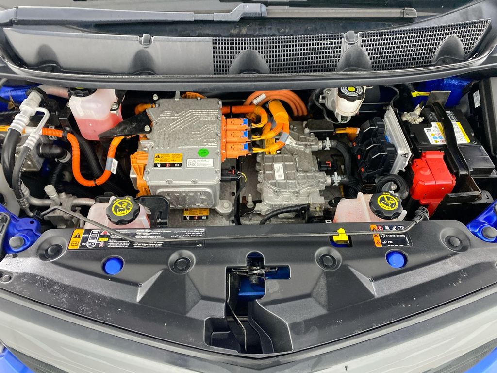 2018 Chevrolet Bolt EV LT 28