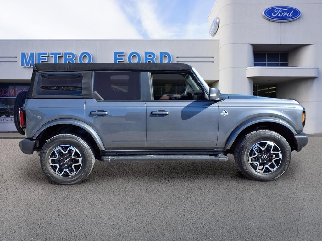 Certified 2023 Ford Bronco 4-Door Outer Banks with VIN 1FMEE5BP8PLB61036 for sale in Kansas City