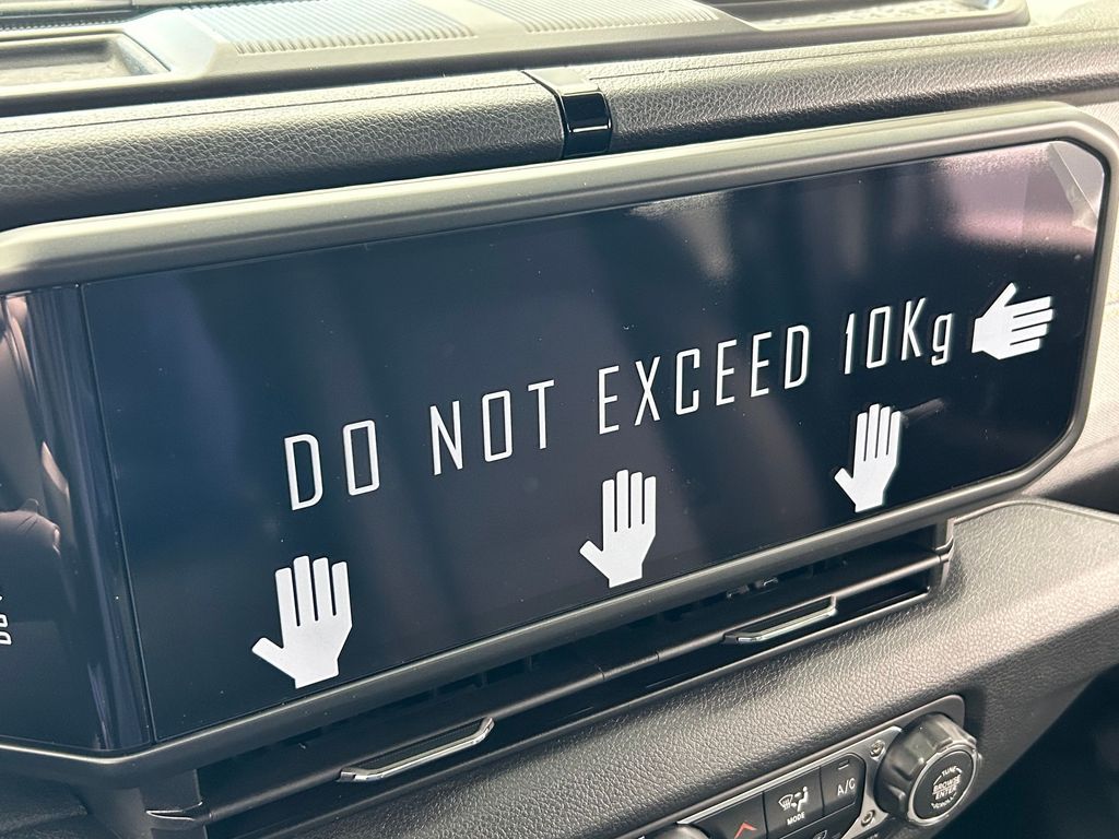 New 2026 Granite Crystal Metallic Clearcoat Jeep Sport image 14