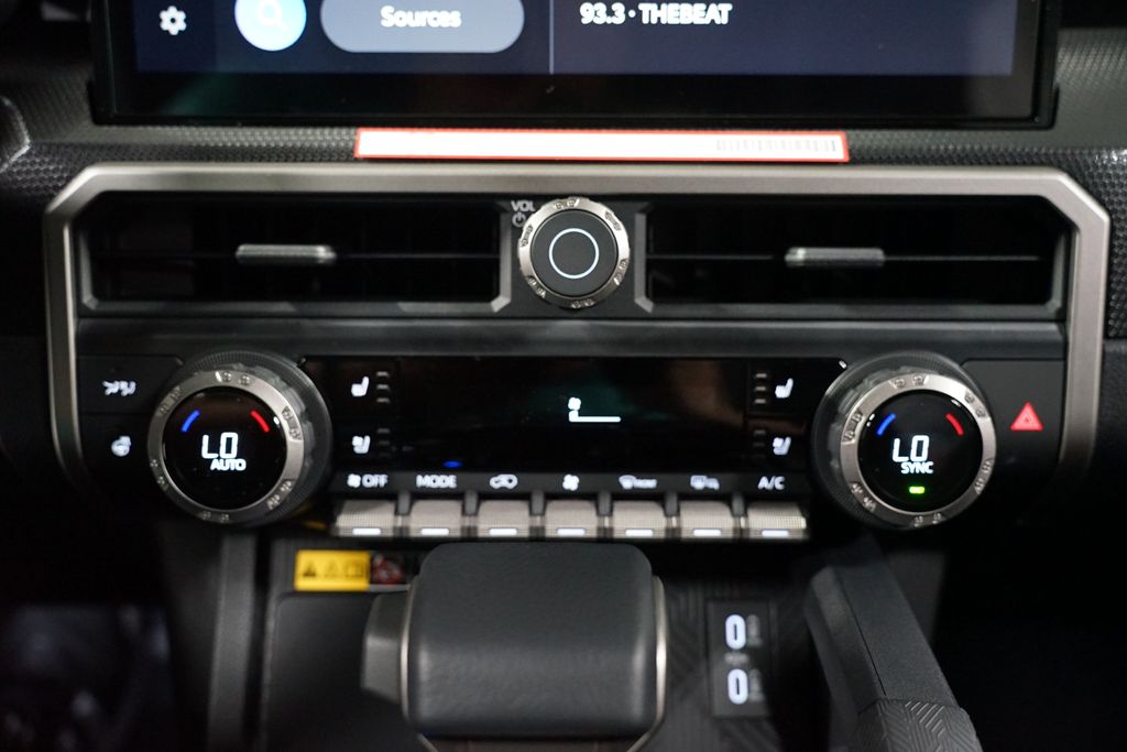 Thumbnail: 2025 Toyota 4Runner - 23