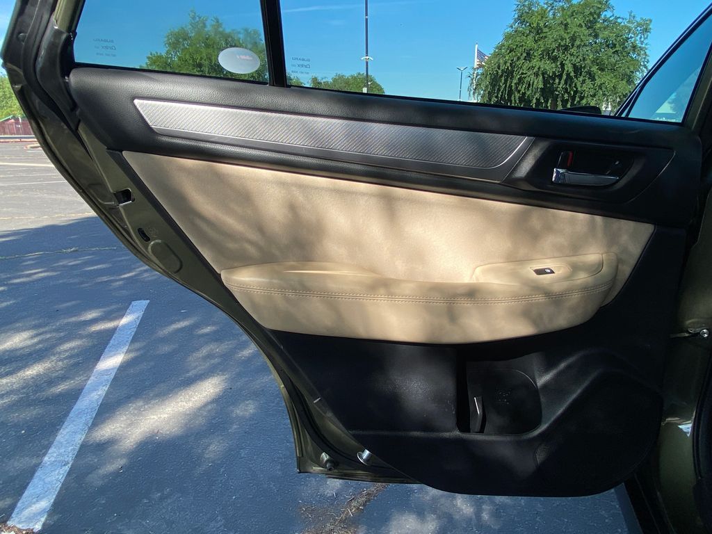 2018 Subaru Outback Premium 29