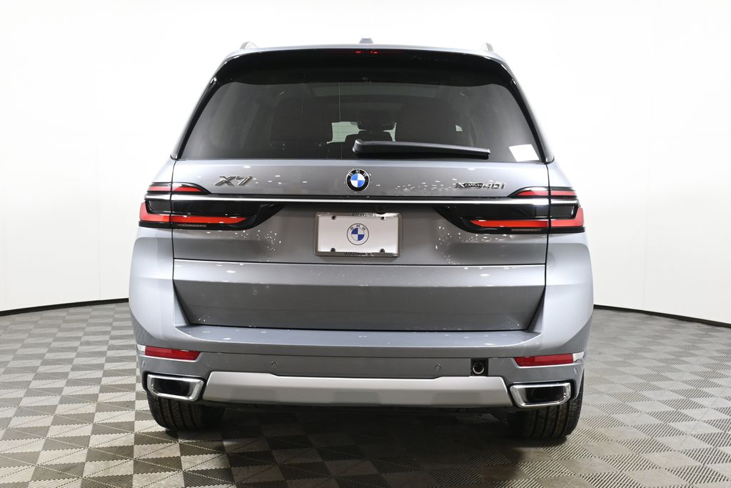 Thumbnail: 2026 BMW X7 - 6