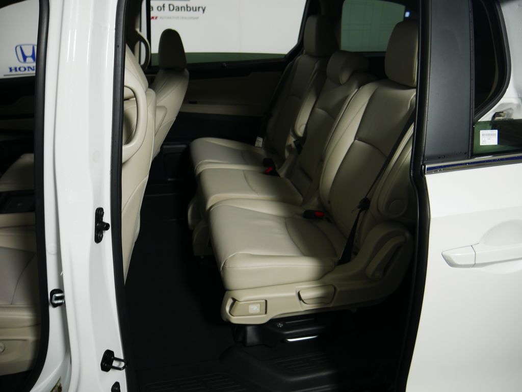 Thumbnail: 2026 Honda Odyssey - 14
