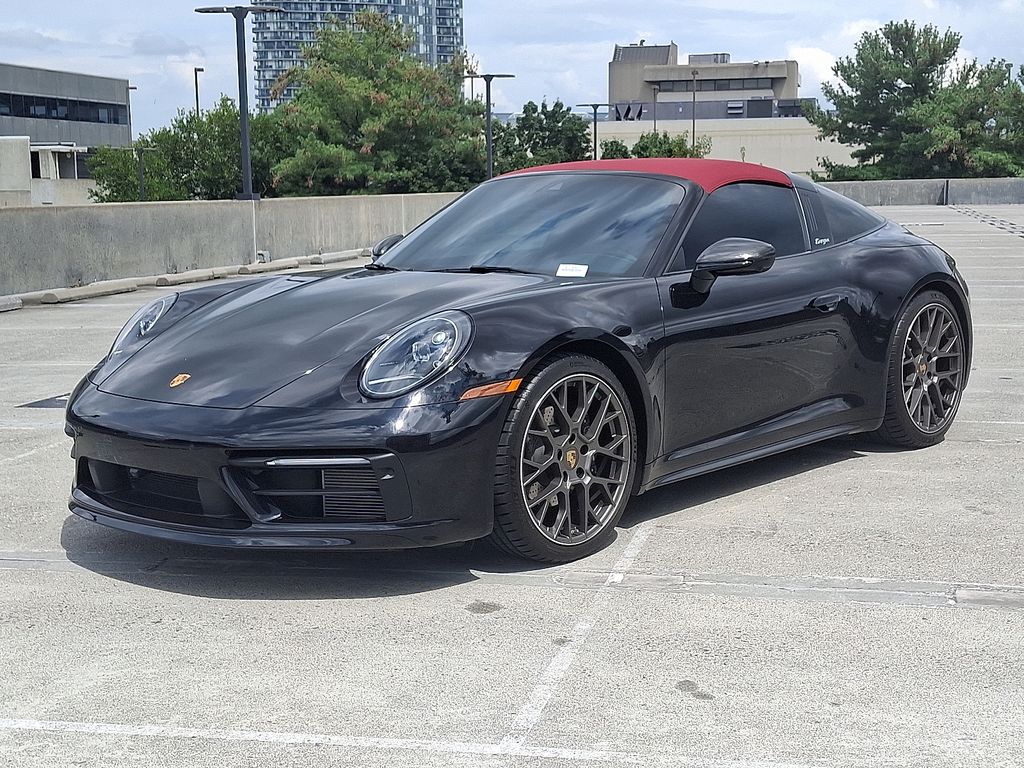 Thumbnail: 2023 Porsche 911 - 1