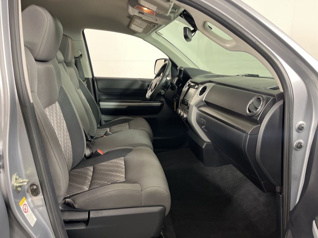 Thumbnail: 2019 Toyota Tundra - 6