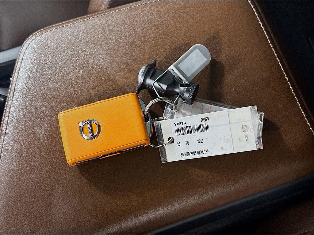 Used 2023 Silver Volvo B5 Plus Dark Theme image 36