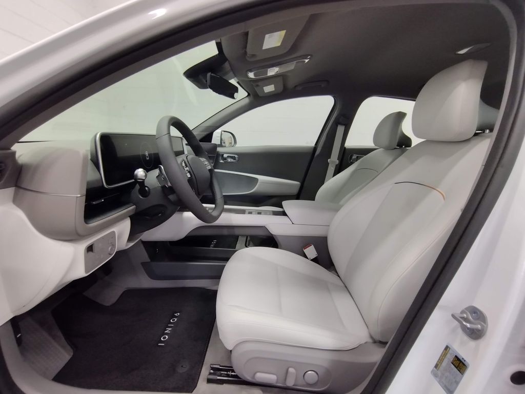 2025 Hyundai IONIQ 6 SEL