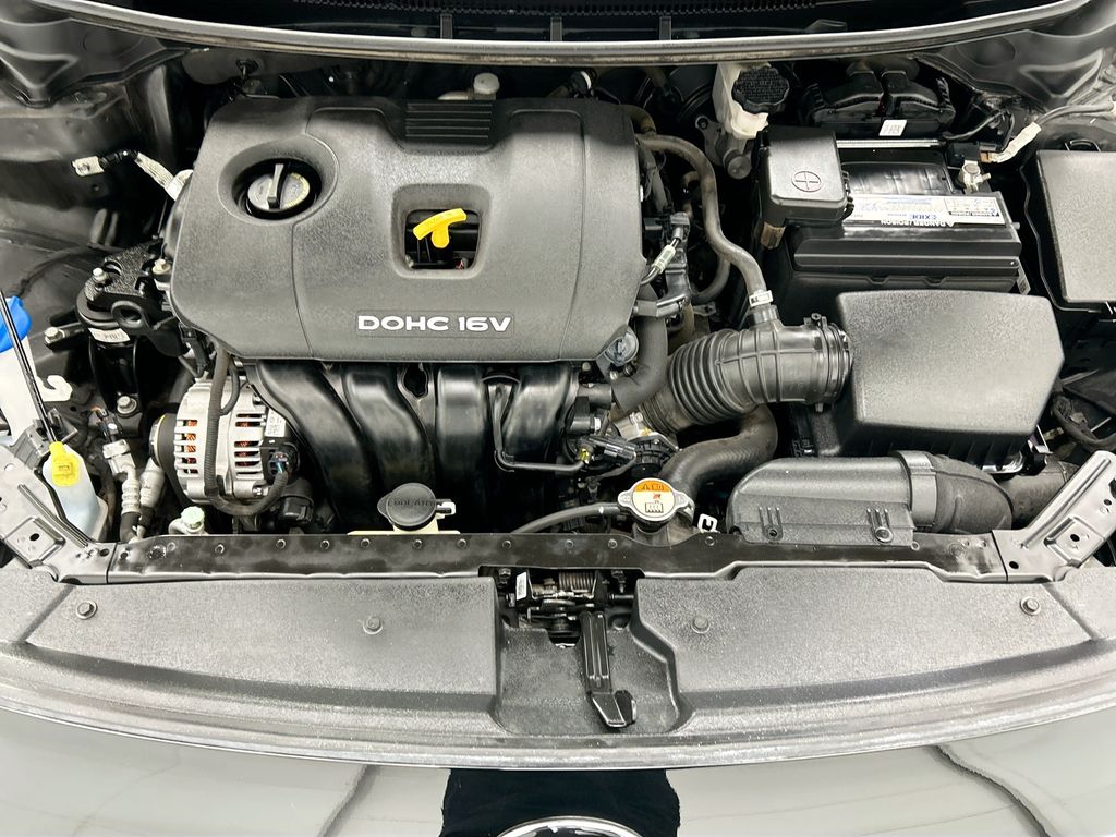 Thumbnail: 2018 Kia Forte - 27