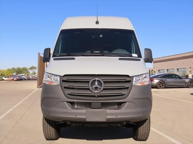 Thumbnail: 2025 Mercedes-Benz Sprinter - 2