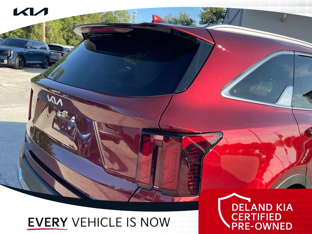Used 2025 Kia Sorento SUV