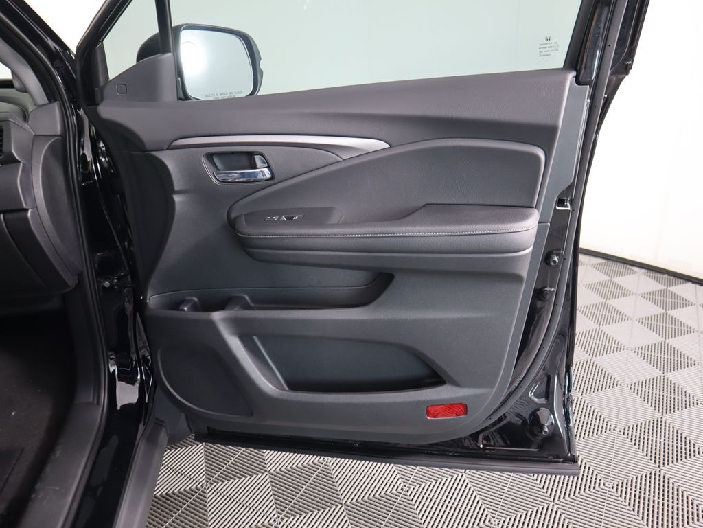 Thumbnail: 2026 Honda Ridgeline - 25