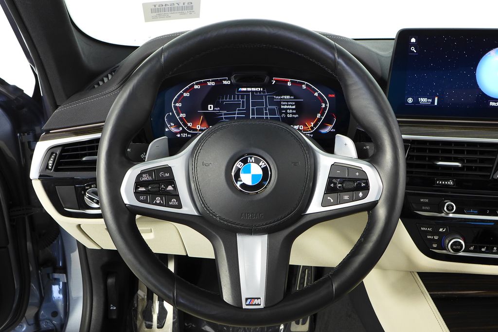 Thumbnail: 2021 BMW 5 Series - 27