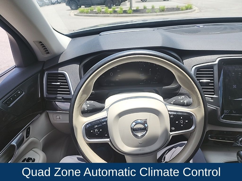 2019 Volvo XC90 T6 Momentum