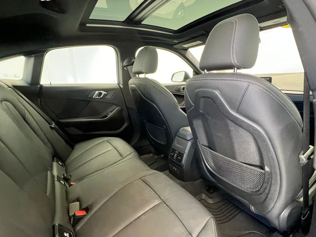 Thumbnail: 2023 BMW 2 Series - 8