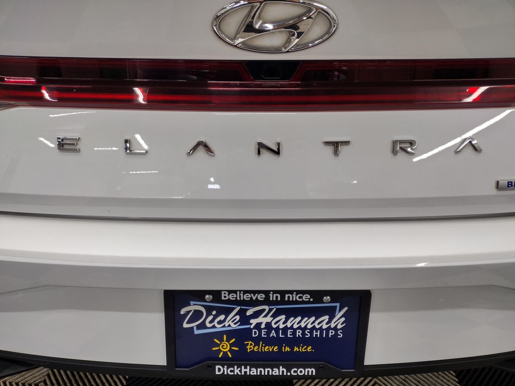 2022 Hyundai Elantra Hybrid Blue