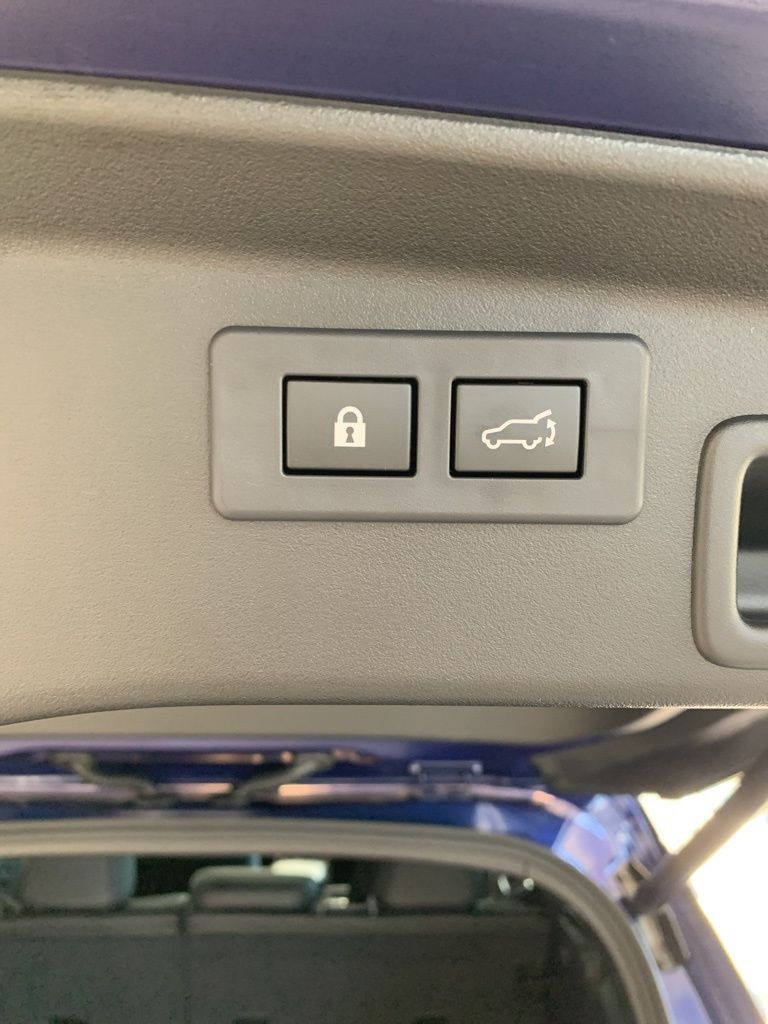 New 2026 Blue Subaru Premium image 17