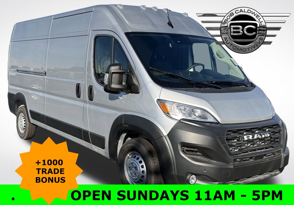 Bright Silver Metallic Clearcoat 2026 RAM ProMaster Van Front-Wheel Drive 9-Speed Automatic