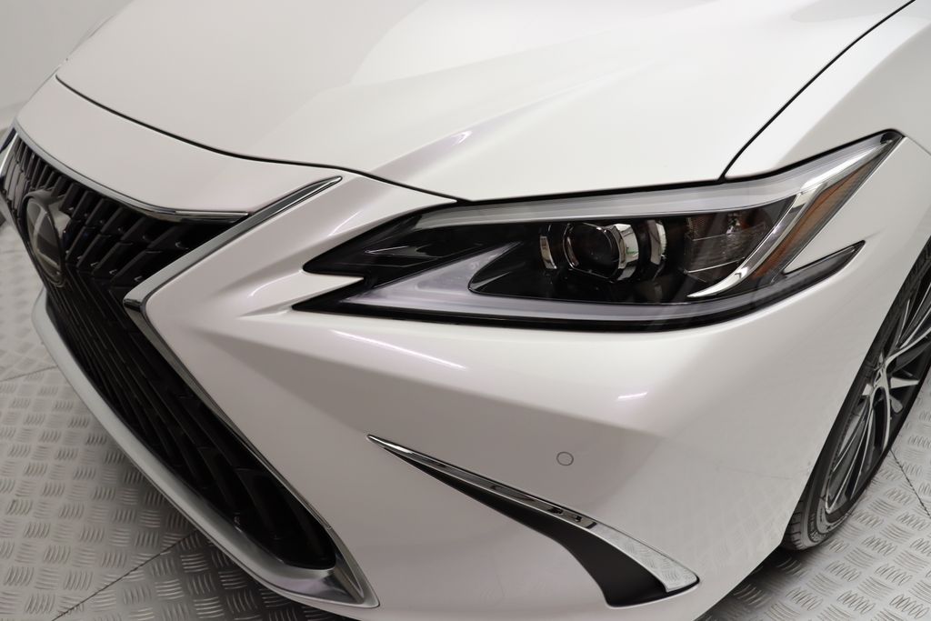 2024 Lexus ES 350 3