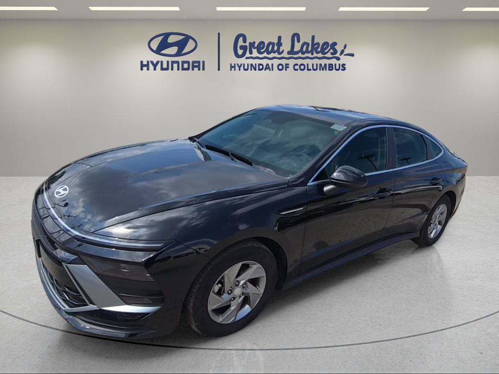 Abyss Black 2026 Hyundai Sonata Sedan Front-Wheel Drive 8-Speed Automatic