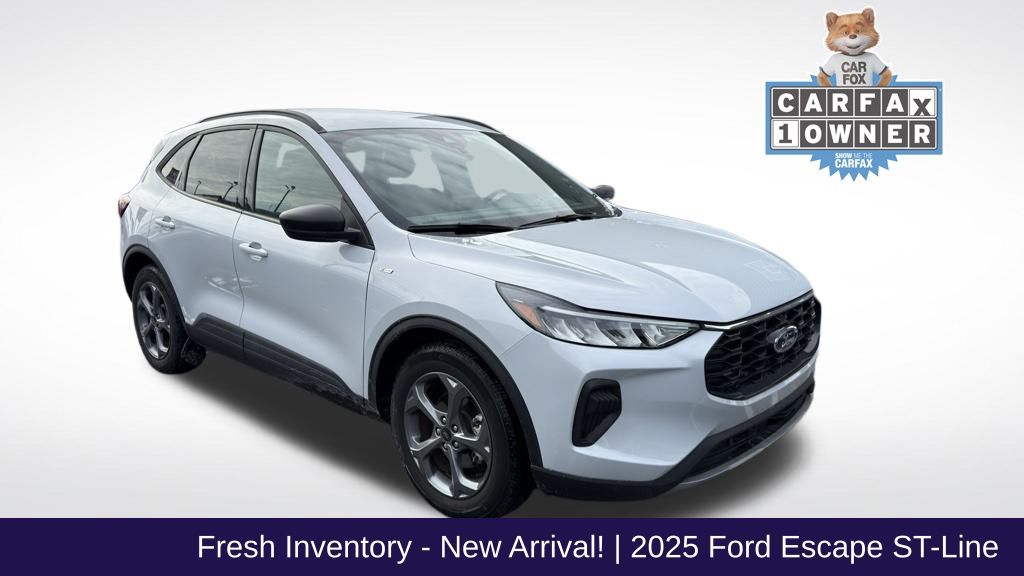 2025 Ford Escape ST-Line FWD