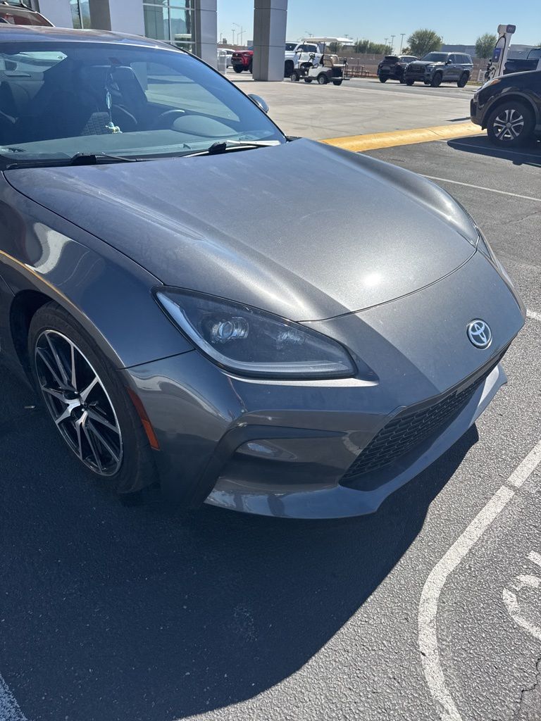 Thumbnail: 2023 Toyota GR86 - 3