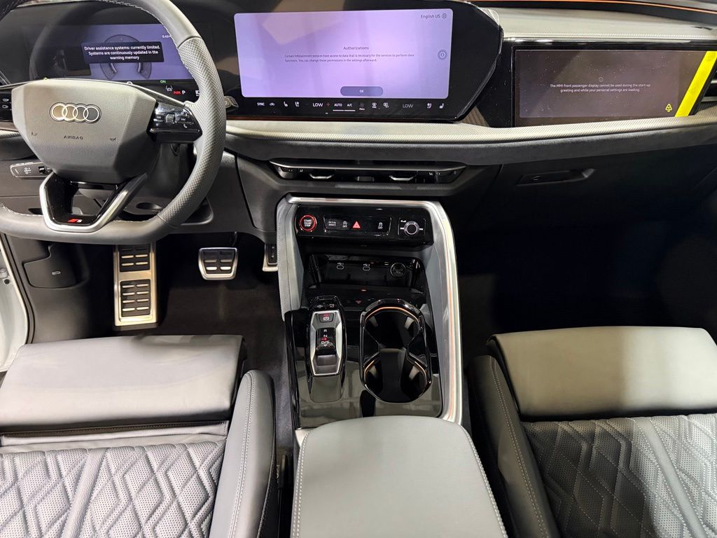 Thumbnail: 2026 Audi SQ5 - 22
