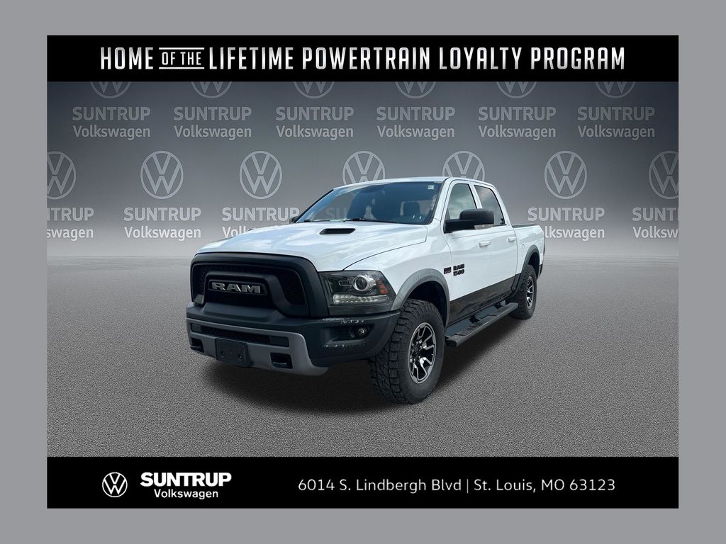 Bright White Clearcoat 2016 RAM 1500 Pickup Truck Four-Wheel Drive 8-Speed Automatic