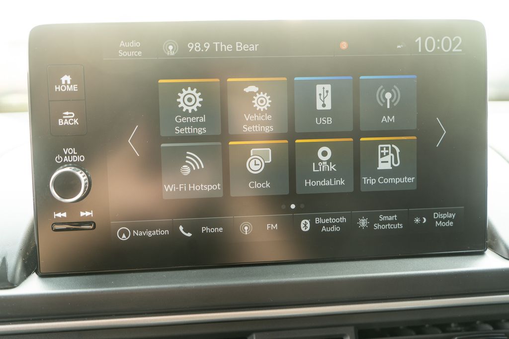 2024 Platinum White Pearl Honda Pilot Touring AWD SUV