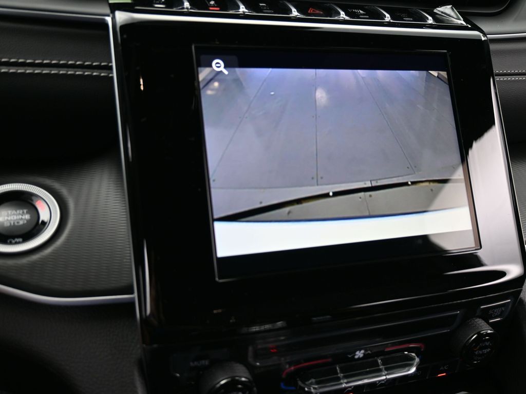 Used 2024 Silver Zynith Jeep Laredo image 20