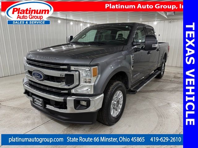 2022 Ford F-350 XLT 4x4 Crew Cab 6-1/2' Box SRW's photo
