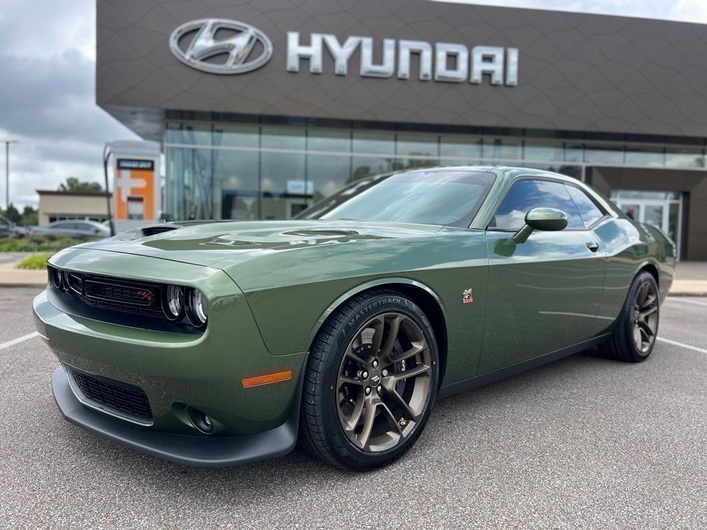  2022 Dodge Challenger R/T Scat Pack RWD   