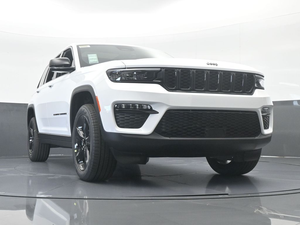 New 2025 Bright White Clearcoat Jeep Limited image 58
