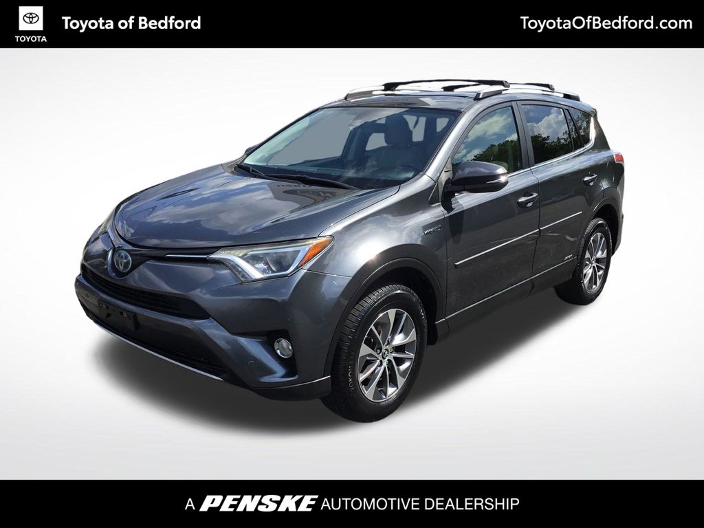 Thumbnail: 2017 Toyota RAV4 - 1