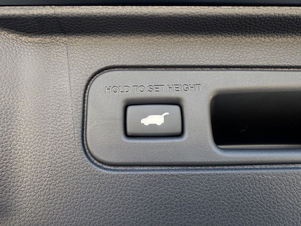 2025 Honda Pilot TrailSport Black at Community Honda