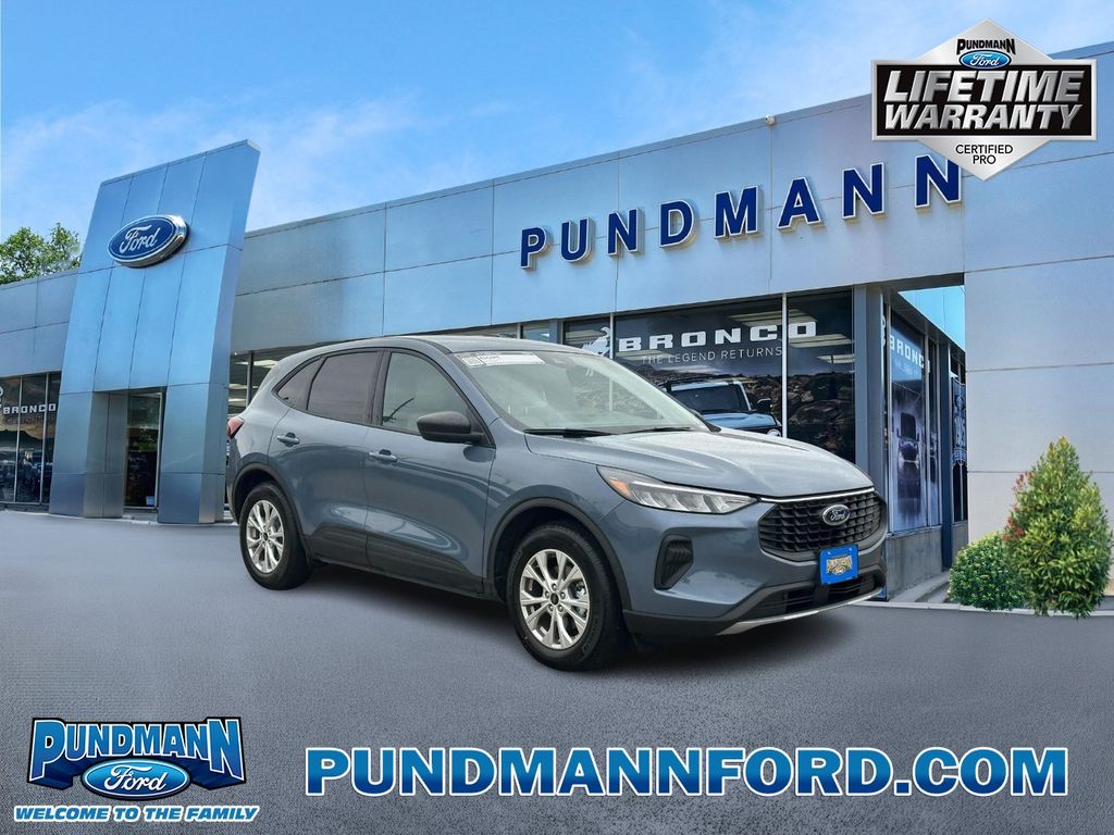 Vapor Blue 2026 Ford Escape SUV / Crossover Front-Wheel Drive Automatic