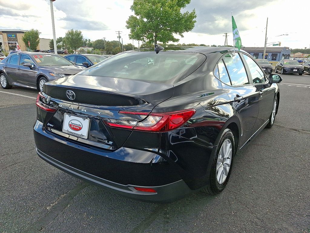 Thumbnail: 2025 Toyota Camry - 6