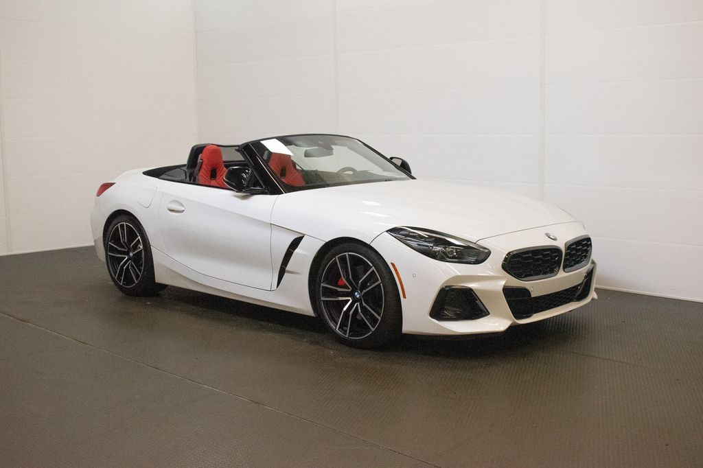 Alpine White 2024 BMW Z4 Convertible Rear-Wheel Drive 8-Speed Automatic