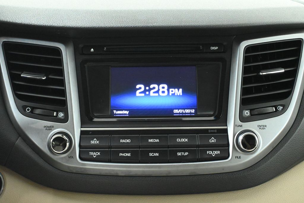 2017 Hyundai Tucson Sport 20