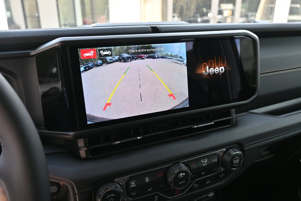 2026 Jeep Wrangler Sahara - 10
