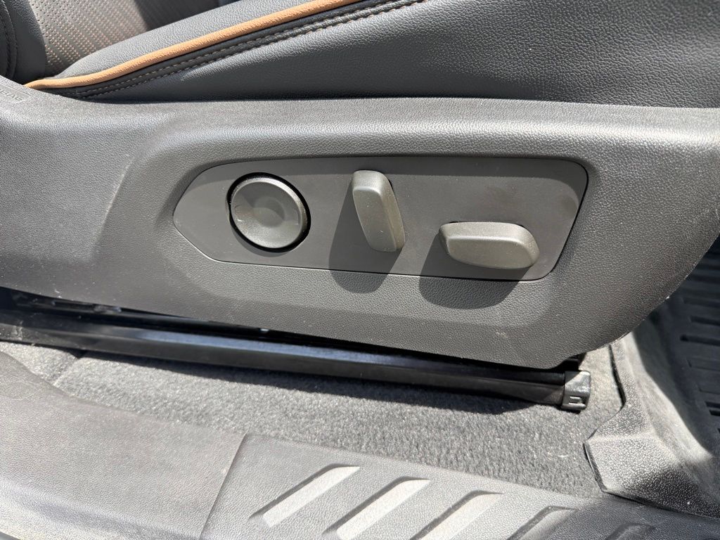 2024 GMC Canyon