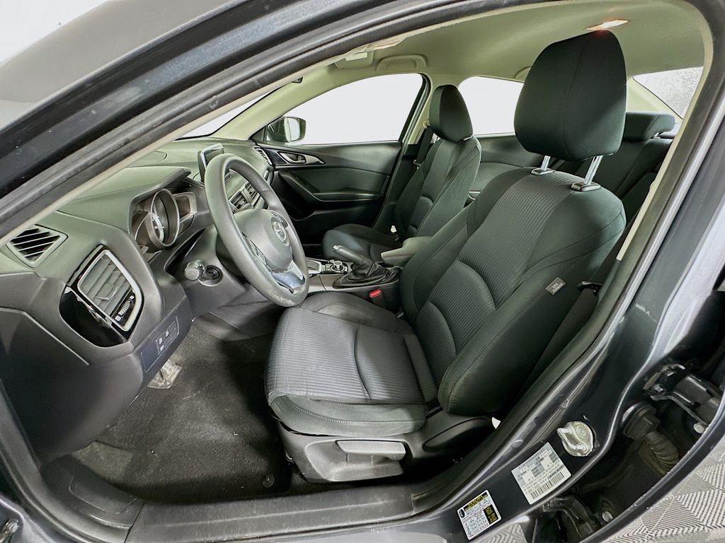 Thumbnail: 2016 Mazda Mazda3 - 21
