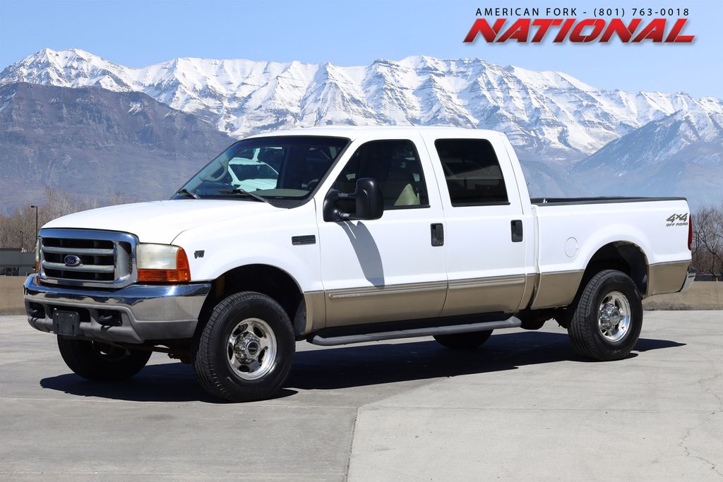 White 2000 Ford F-250 Super Duty Pickup Truck Four-Wheel Drive 4-Speed Automatic