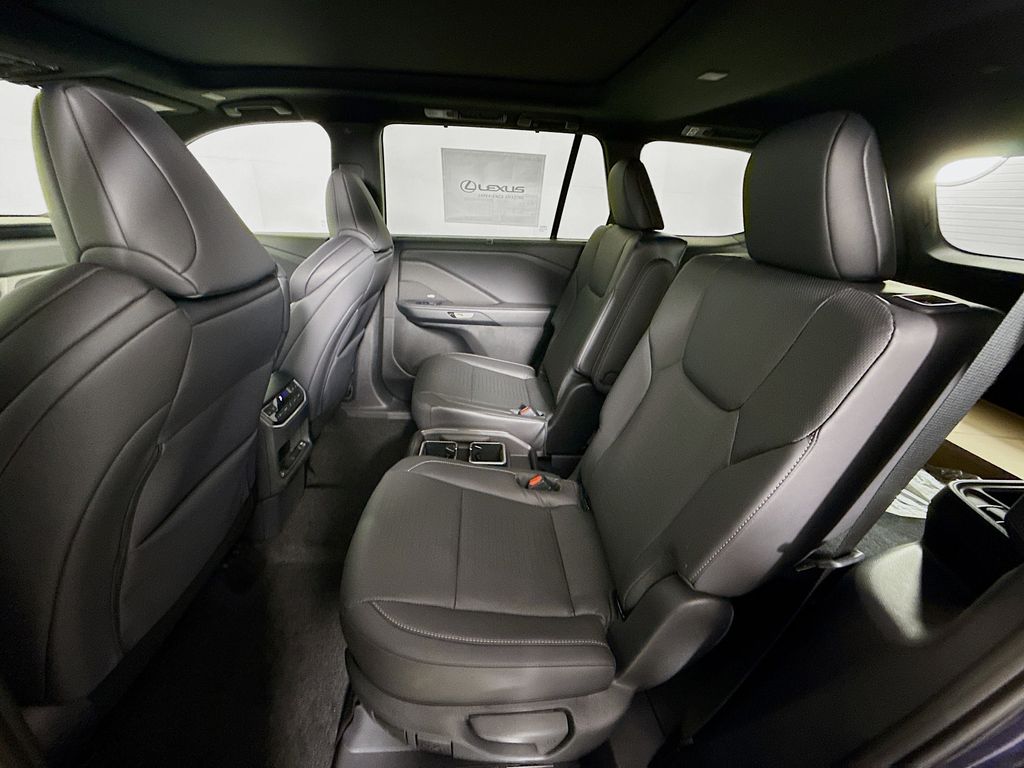 2025 Lexus TX 350 17