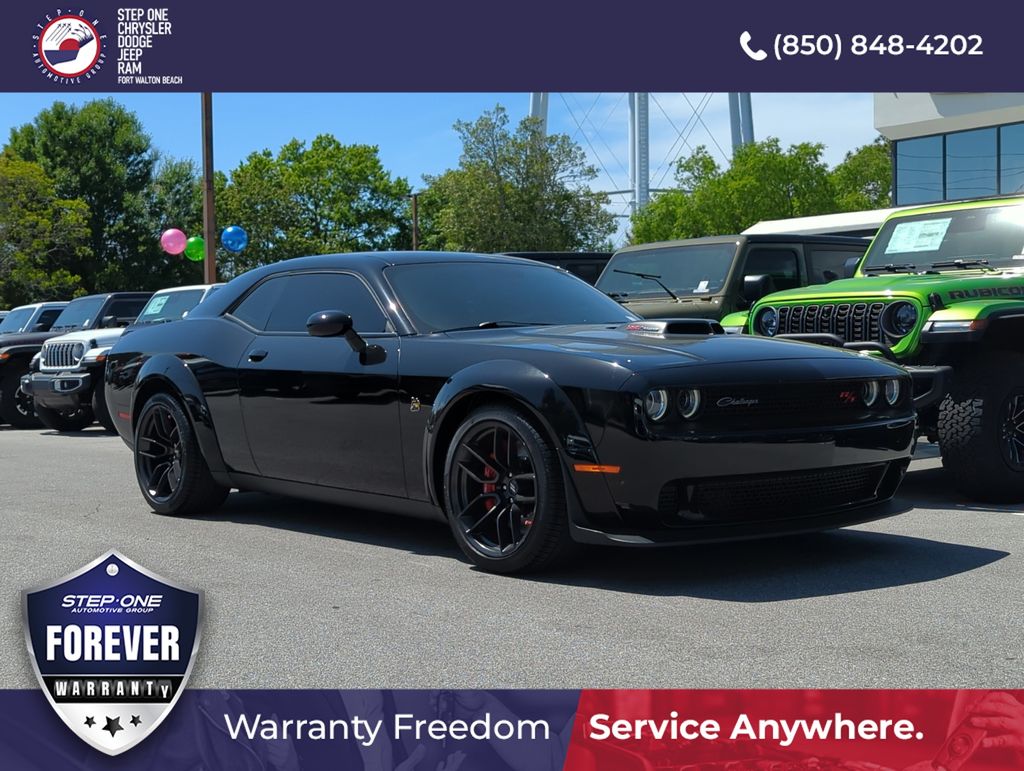 2022 Dodge Challenger R/T Scat Pack Widebody RWD