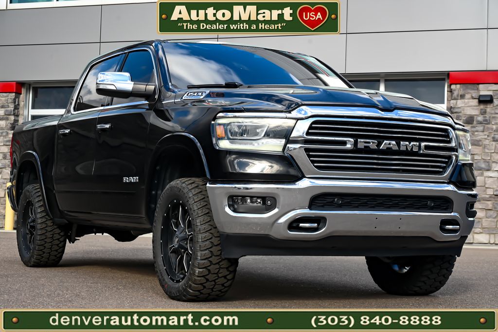 Diamond Black Crystal Pearlcoat 2021 RAM 1500 Pickup Truck Four-Wheel Drive 8-Speed Automatic