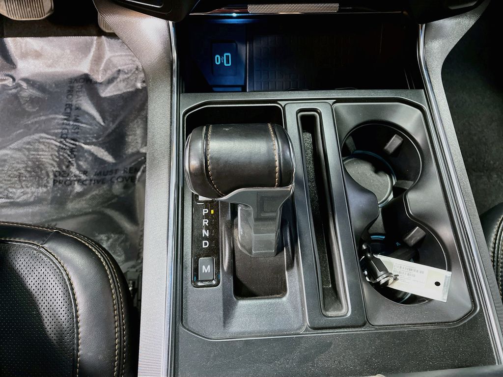 Used 2021 Gray Metallic Ford Platinum image 17