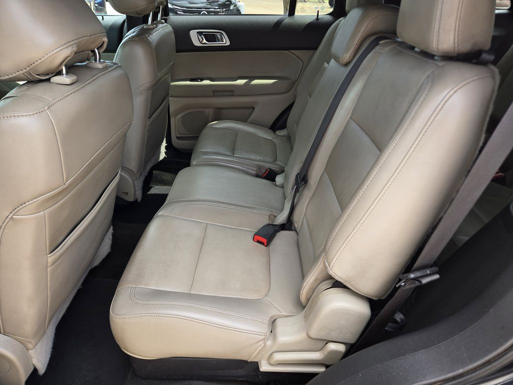 2015 Ford Explorer XLT Black at Durrett Motor Company