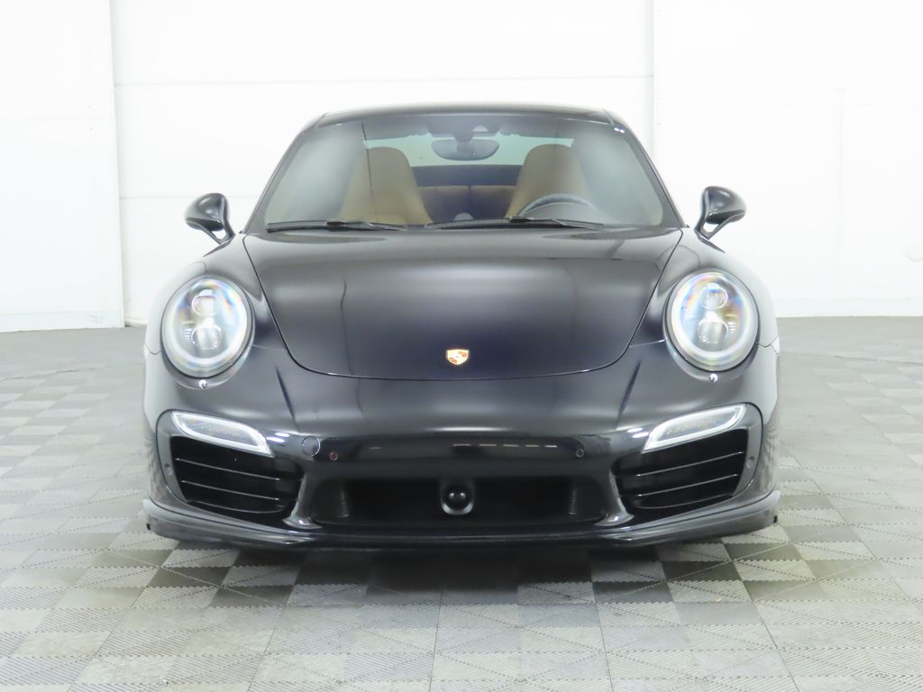 Thumbnail: 2016 Porsche 911 - 2