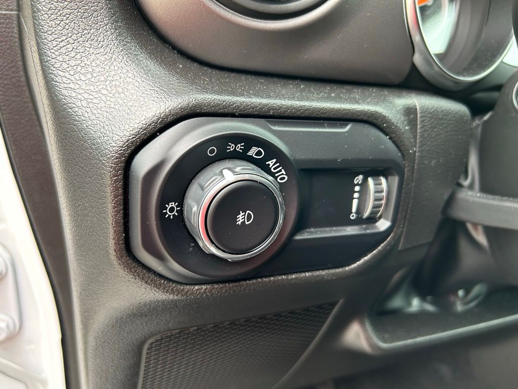 2023 Jeep Wrangler Sport S 16